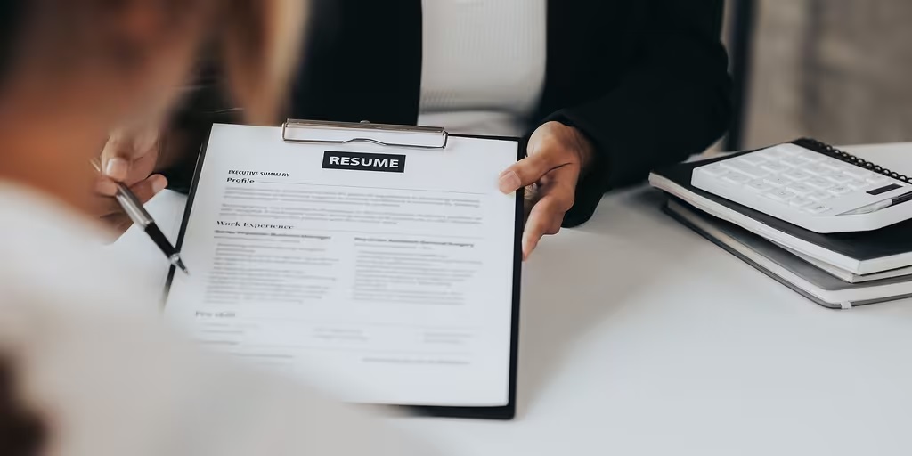 How Resume Services Incorporate Soft Skills Effectively